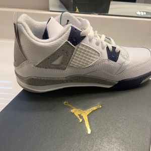 Jordan 4 Retro